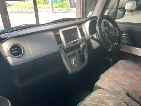 Mazda Flair Crossover