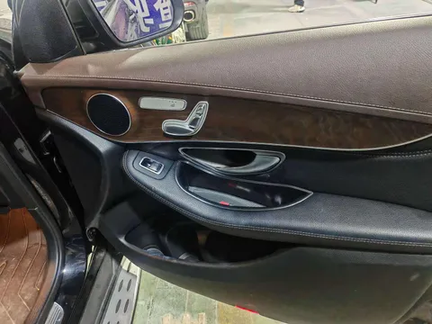 Mercedes-Benz Mercedes-Benz GLC