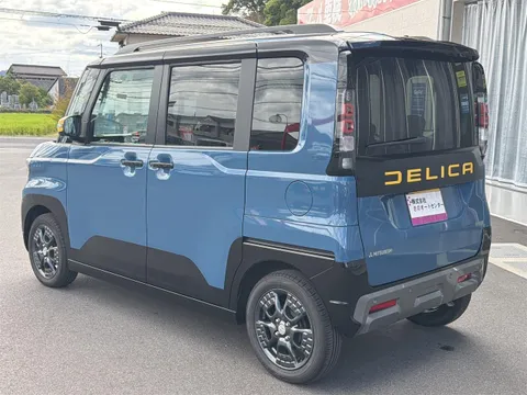 Mitsubishi Delica Mini