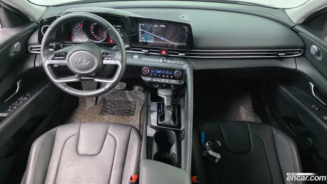 Hyundai Elantra (Avante)