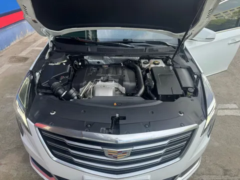 Cadillac XTS