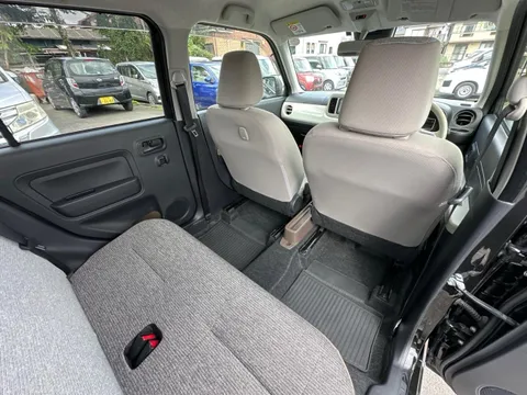 Daihatsu Mira Tocot