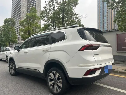 Geely Haoyue