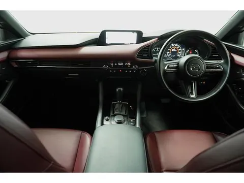 Mazda MAZDA3 Fastback