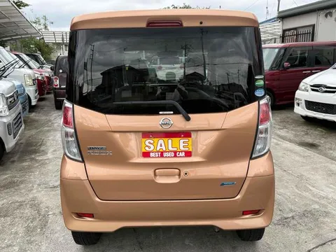 Nissan Dayz Roox