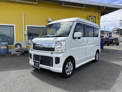 Nissan Clipper Rio