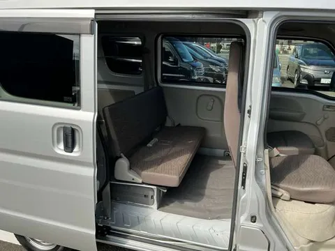 Nissan Clipper
