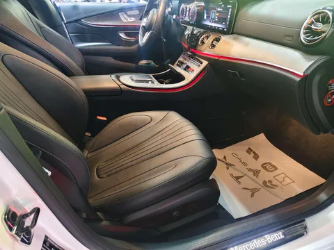 Mercedes-Benz Mercedes-Benz CLS
