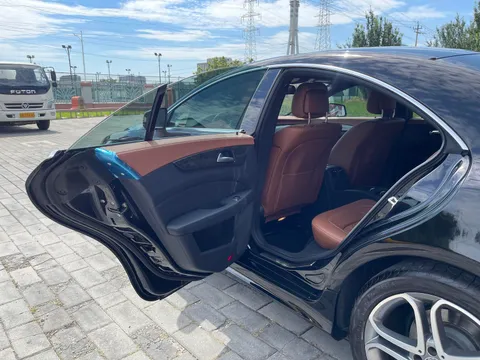 Mercedes-Benz Mercedes-Benz CLS