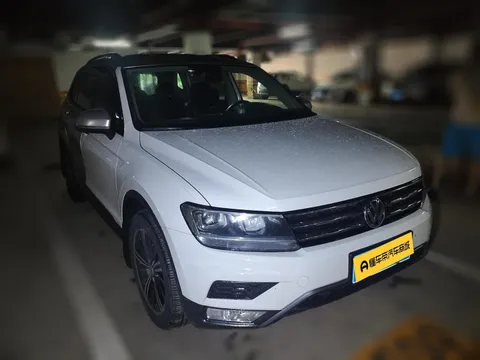 Volkswagen Tiguan L