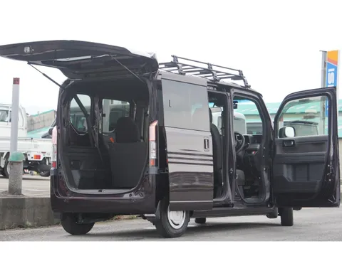 Honda N-VAN Plus Style