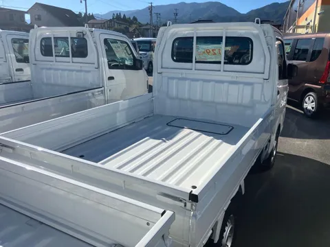 Mitsubishi Minicab Truck