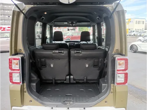 Toyota Pixis Mega