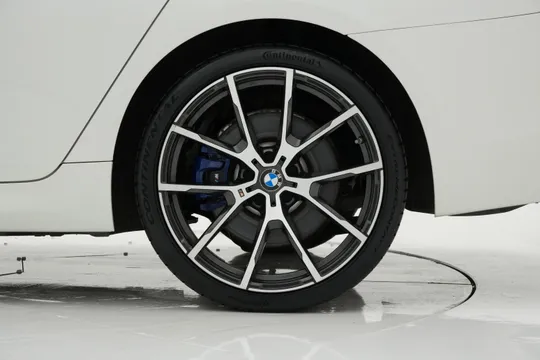 BMW BMW