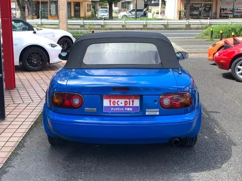 Mazda Eunos Roadster