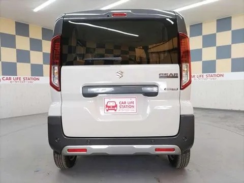 Suzuki Spacia Gear