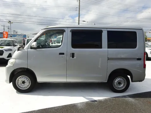 Toyota TownAce Van