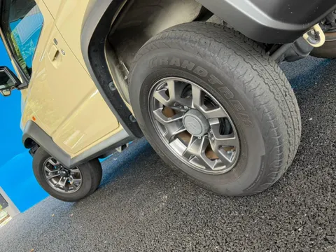 Suzuki Jimny Sierra