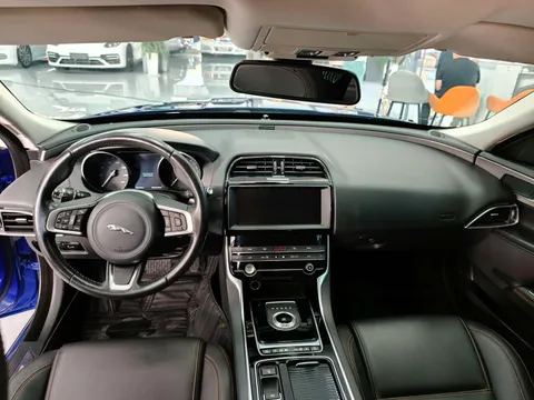 Jaguar XEL