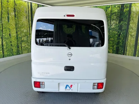 Nissan Clipper