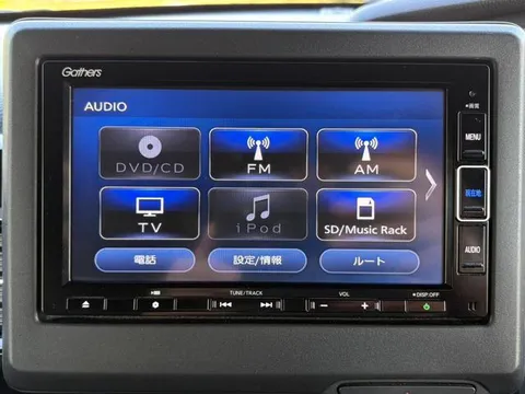 Honda N-BOX Custom