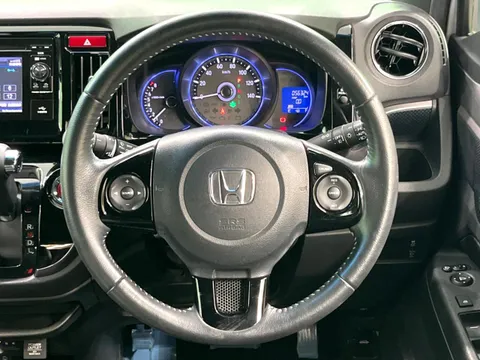 Honda N-WGN Custom