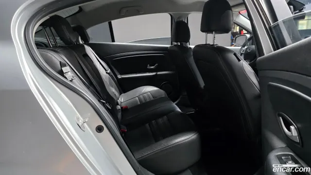 Renault SM3