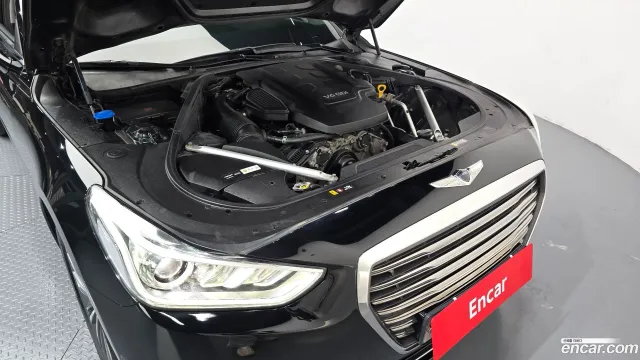 Genesis G90 (EQ900)