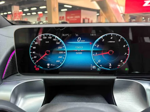 Mercedes-Benz Mercedes-Benz GLB
