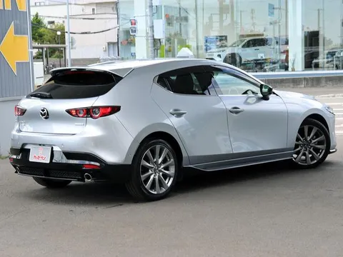 Mazda MAZDA3 Fastback