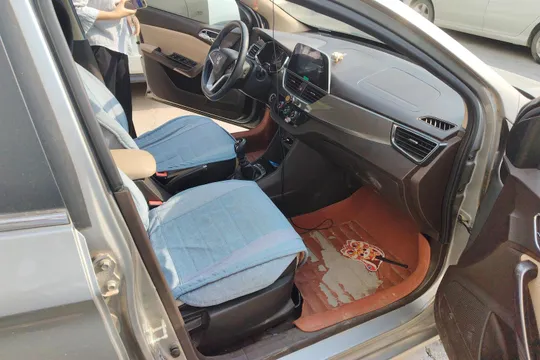 Baojun 310W