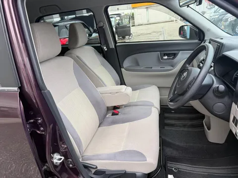 Toyota Pixis Joy