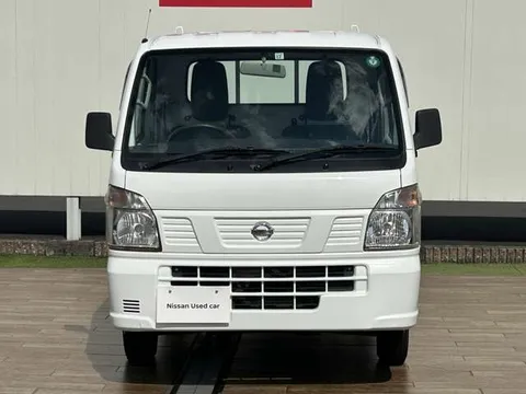 Nissan Clipper Truck