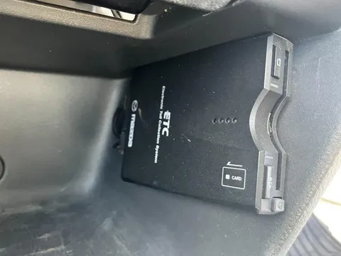 Mazda Scrum Truck