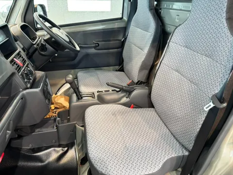 Nissan Clipper Truck