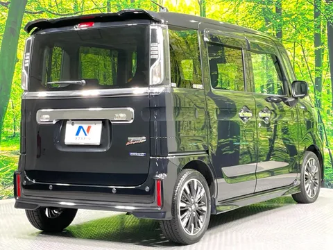Suzuki Spacia Custom