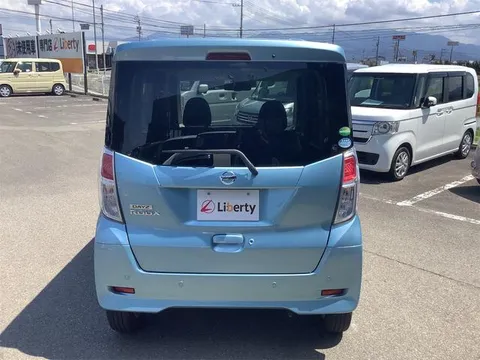 Nissan Dayz Roox