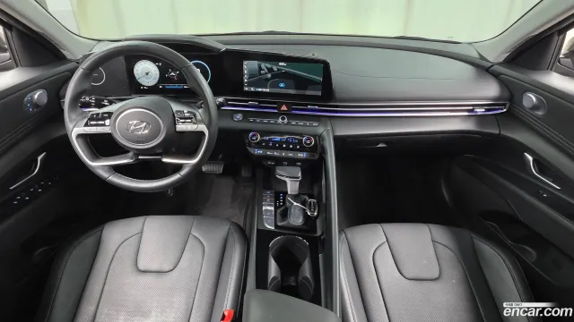 Hyundai Elantra (Avante)