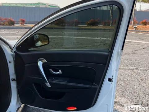 Renault SM5