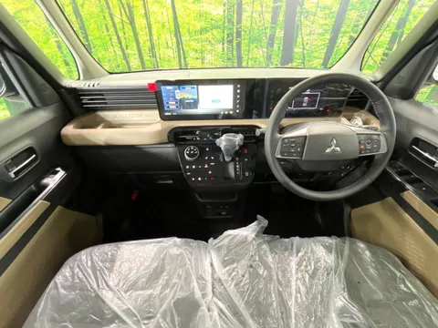Mitsubishi Delica Mini