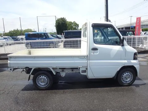 Nissan Clipper Truck