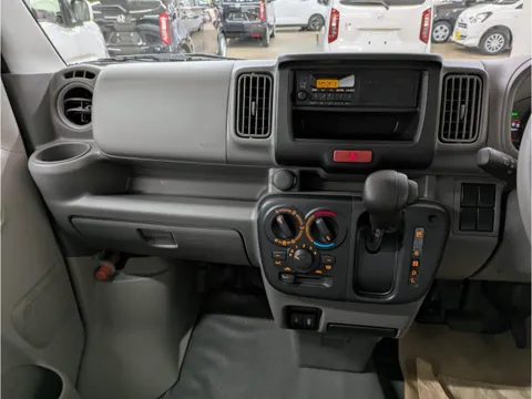 Nissan Clipper