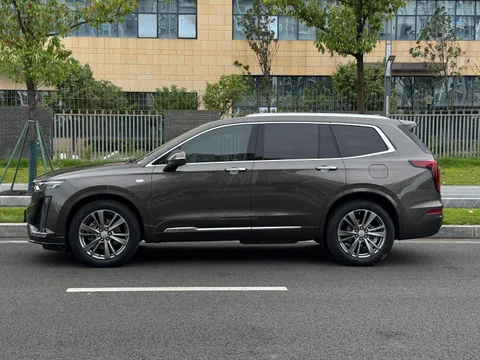 Cadillac XT6