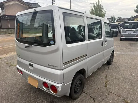 Mitsubishi Minicab Van