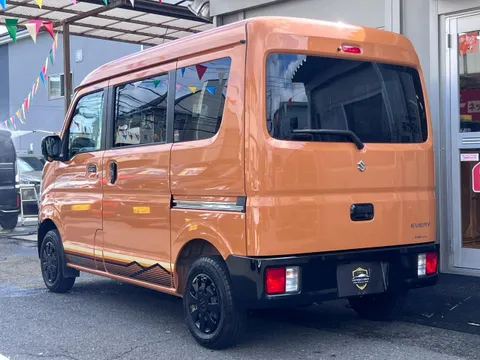 Suzuki Every