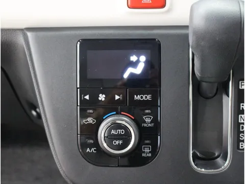 Daihatsu Mira Tocot