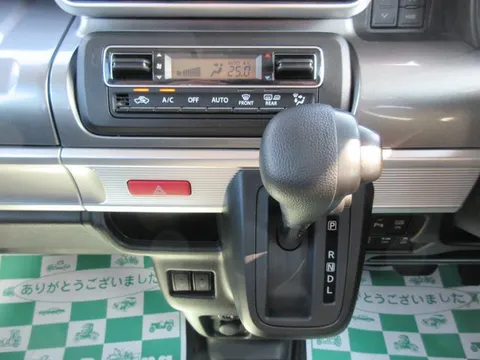 Suzuki Spacia Gear
