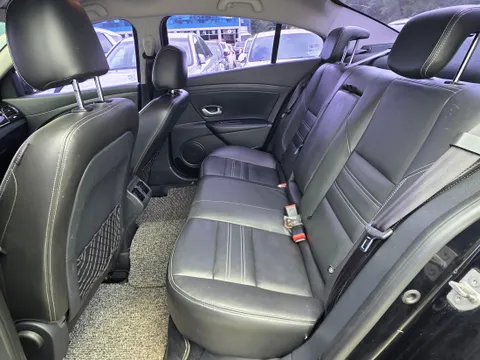 Renault SM3