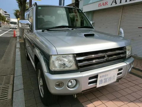 Mitsubishi Pajero Mini