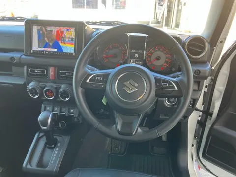 Suzuki Jimny Sierra